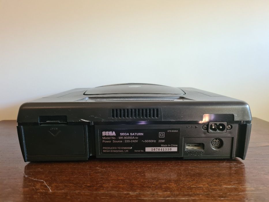 Consola Sega Saturn sem comandos