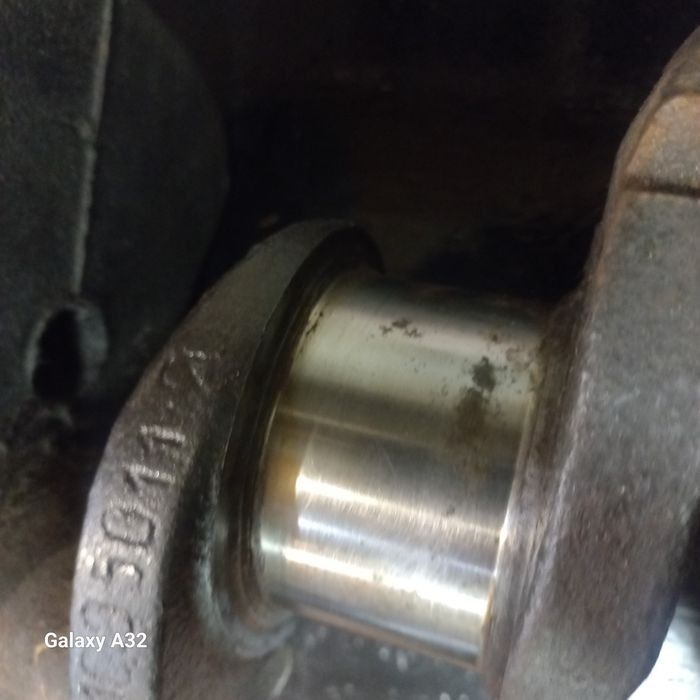 Колінвал Уаз Газ 24. Газель