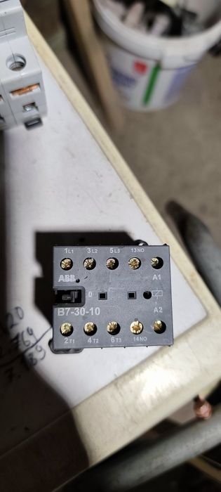 stycznik ABB B7-30-10