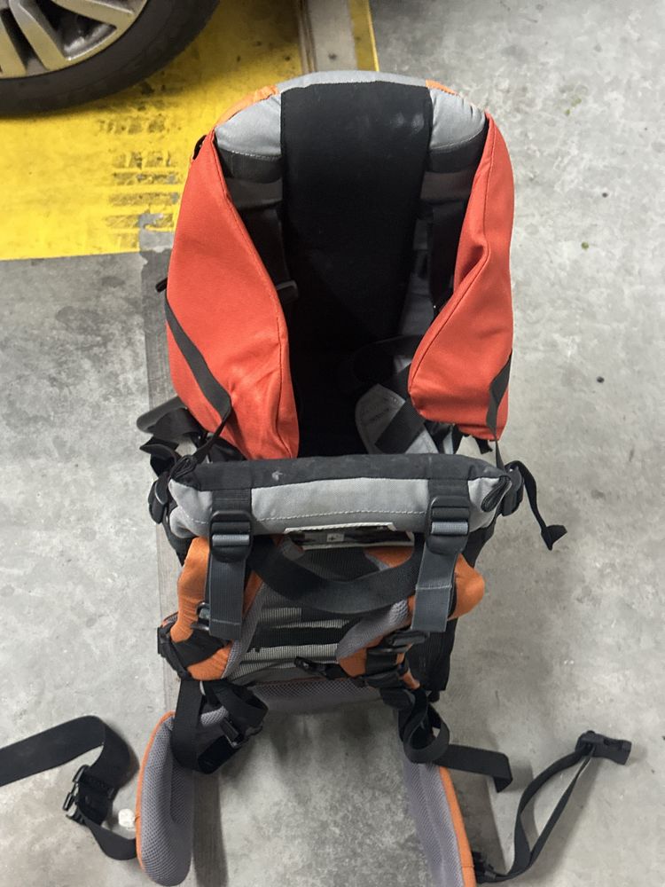Mochila transporte criança