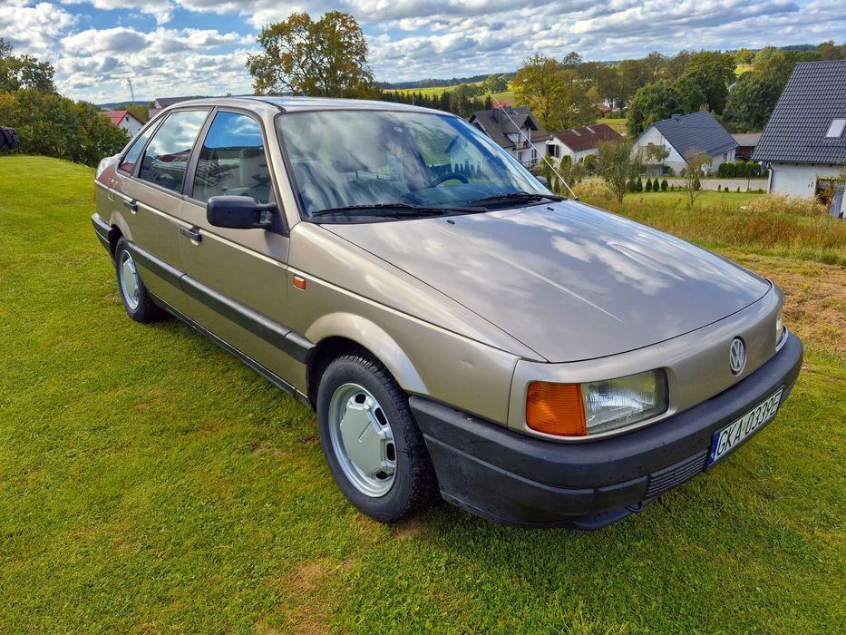 Volkswagen Passat VW Passat B3 1.8 benzyna