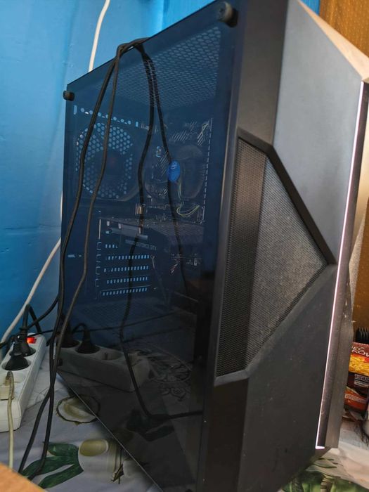 Komputer + monitor