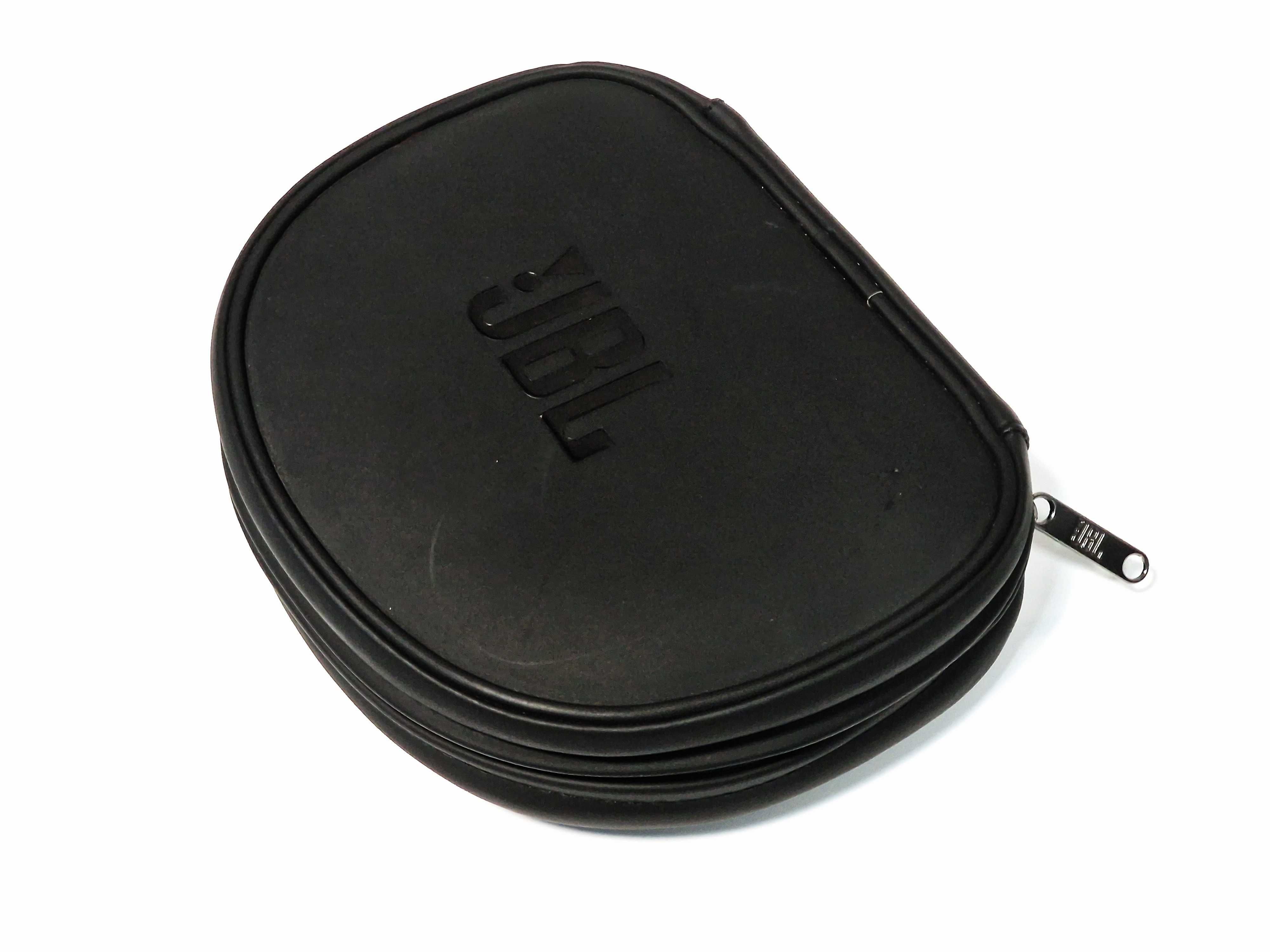 Futerał na słuchawki JBL Synchros S500