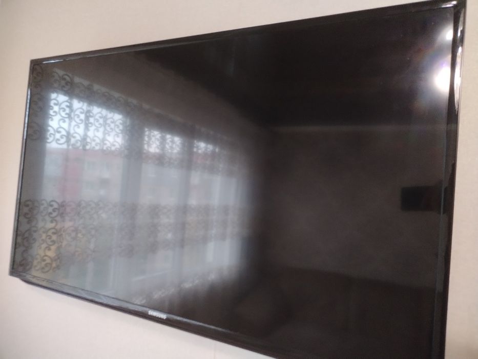 Продам tv Samsung 50