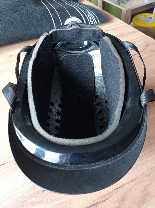 Toczek Fouganza do jazdy konnej