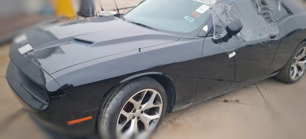 WSZYSTKIE CZĘŚCI Dodge challenger 15-23r Zwrotnica lewy przód komplet