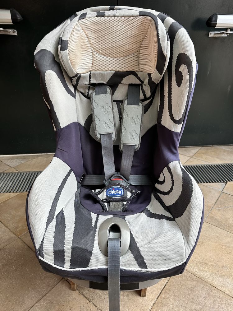 Cadeira Criança chicco isofix 18kg