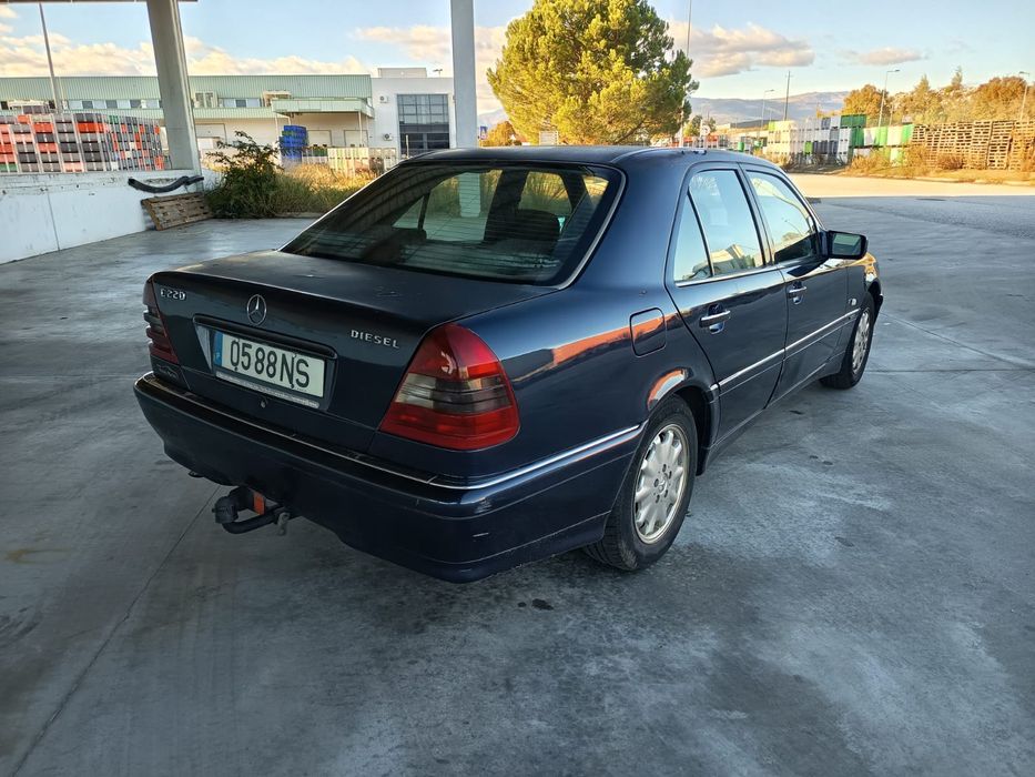 Mercedes C220 95cv
