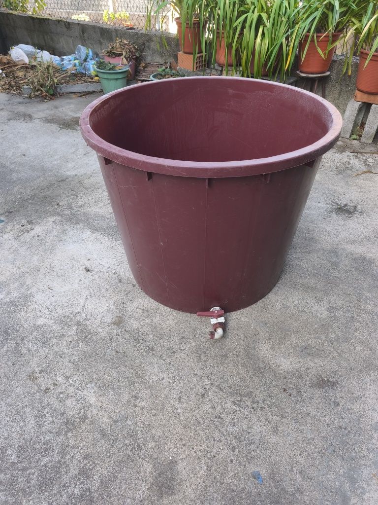 Dorna de plástico 500L
