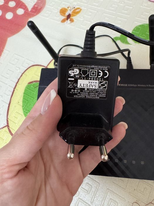 Роутер Маршрутизатор Asus RT-N12 LX