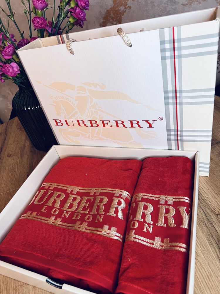 Recznik  pudelko  burberry