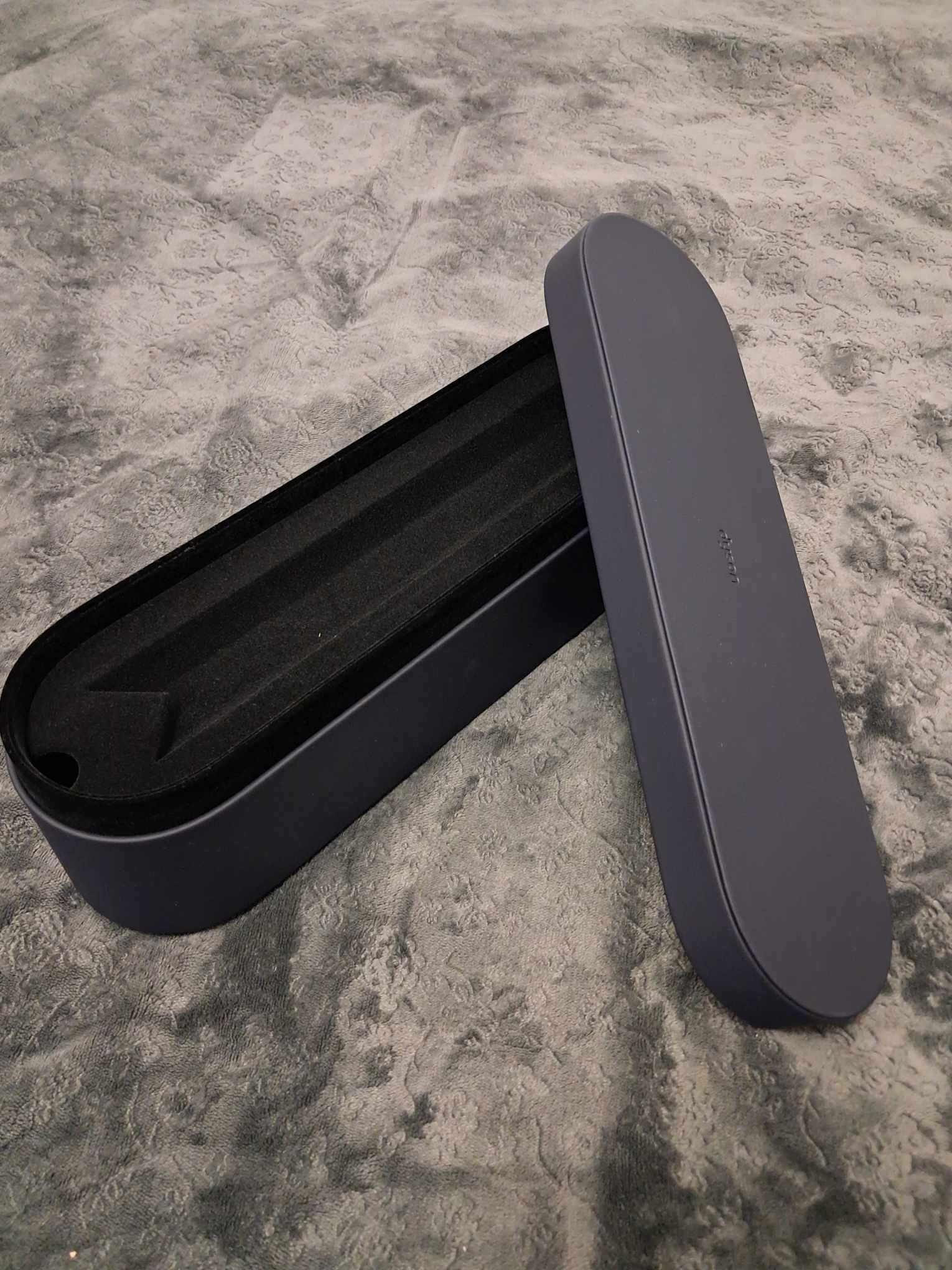 Nowe, nieużywane Etui do prostownico-lokówki Dyson Corrale