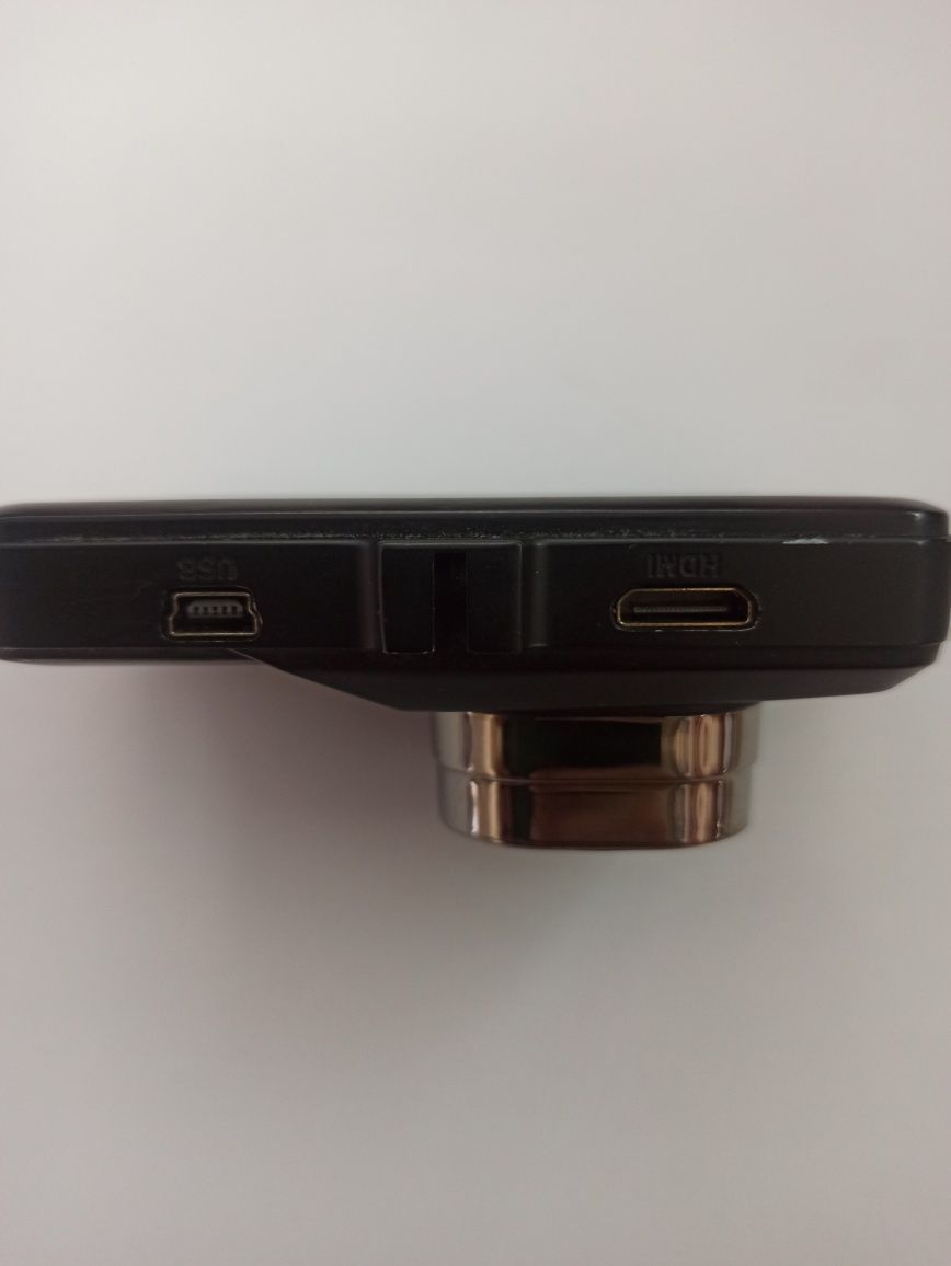 Автомобільний відеореєстратор DVR FH06