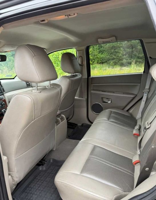 Продам Jeep Cherokee 2.8 турбодизель 2007 року