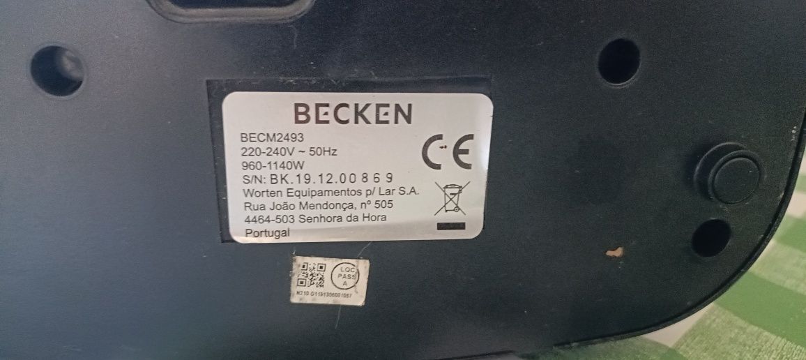 Máquina de café BECKEN