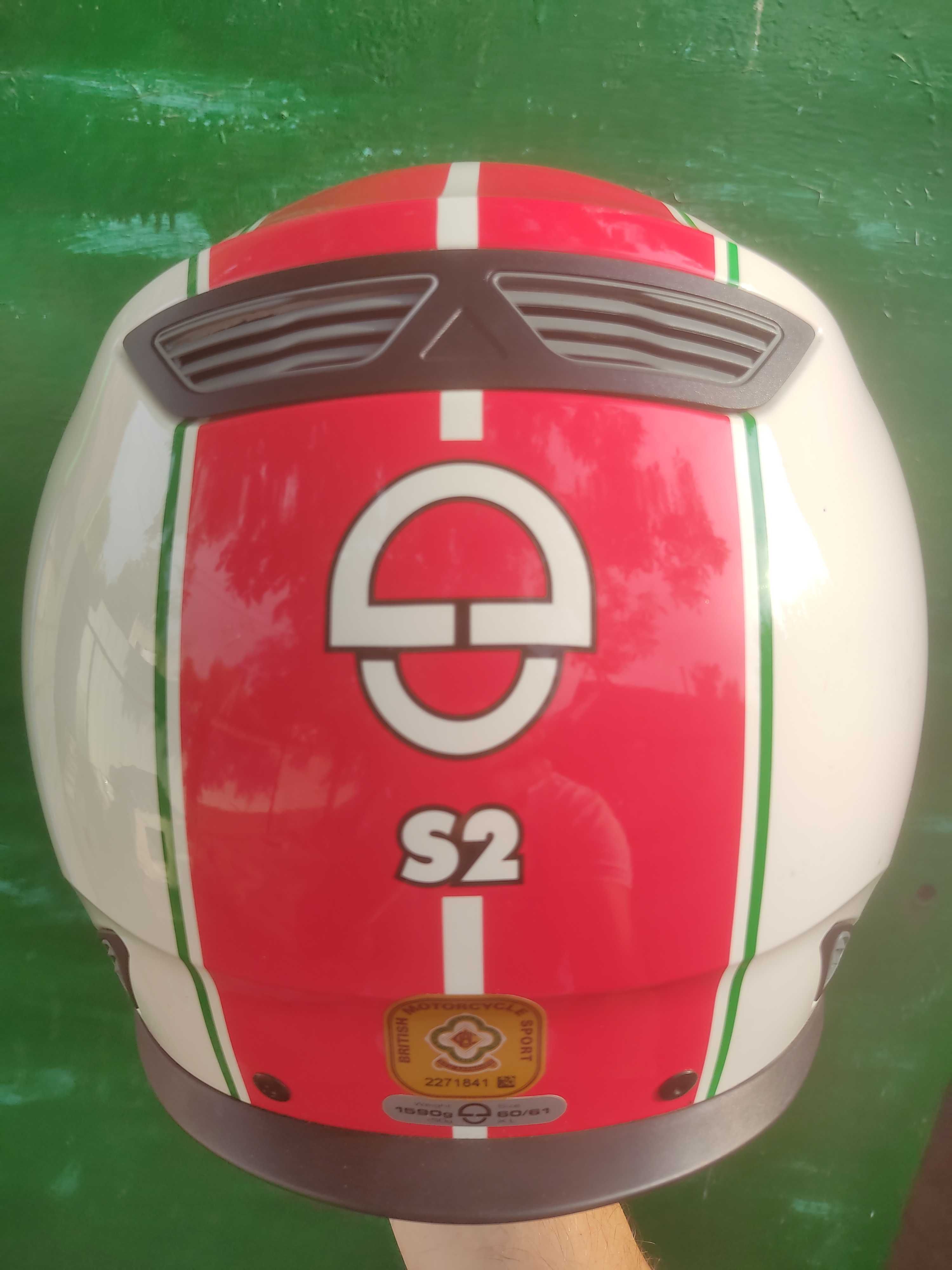 Schuberth S2, розмір XL 60-61 см, Schubert S1 pro, розмір L 58-59 см.