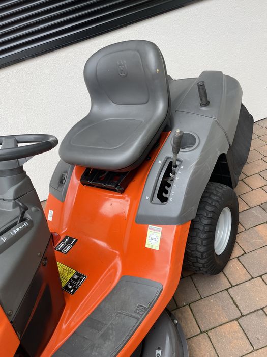 Traktorek kosiarka Husqvarna CTH 174 Hydro 17 km Kohler