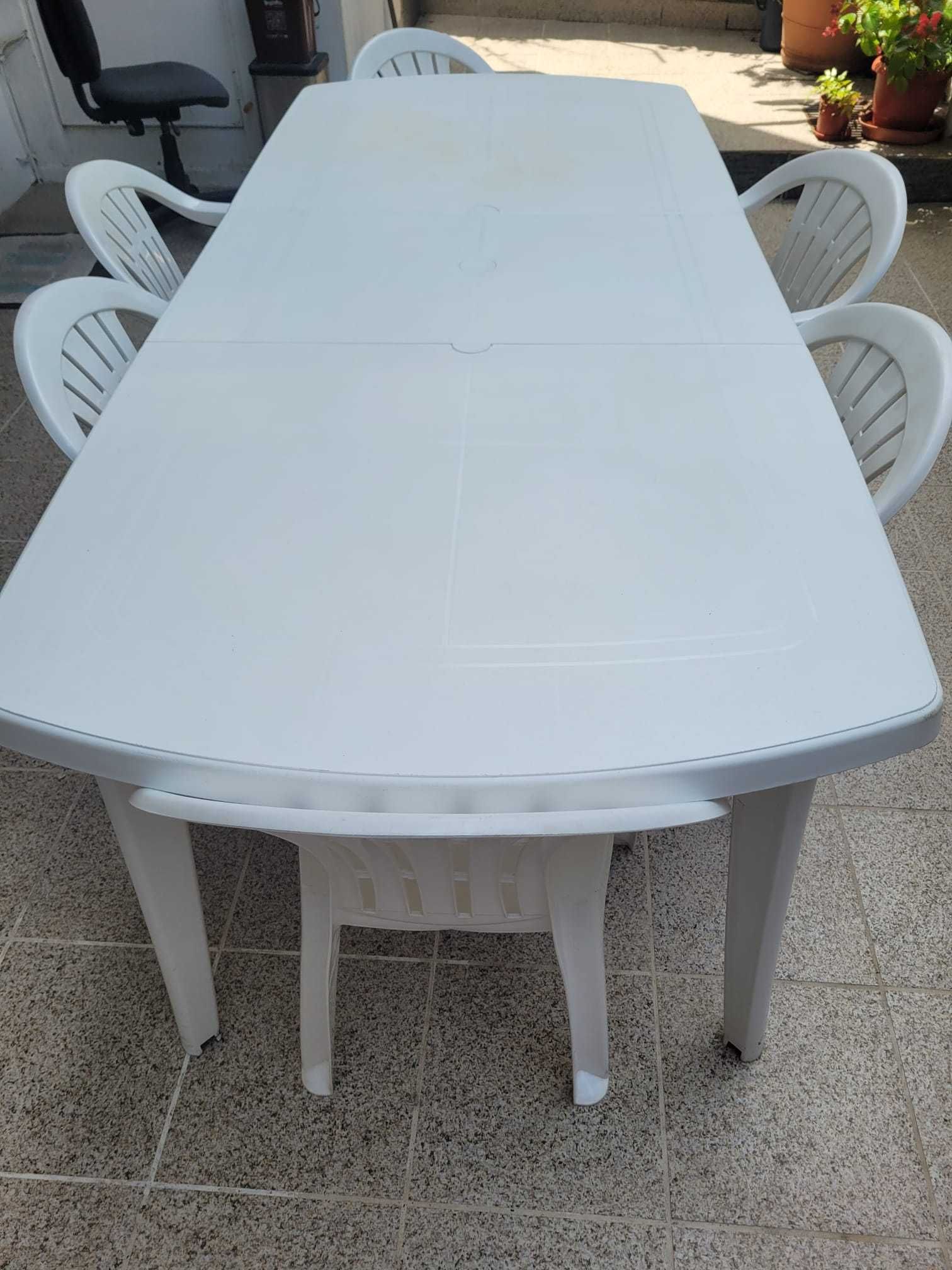 Mesa de Esplanada e Cadeiras