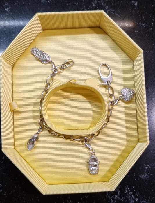 Bransoletka Yes srebrna 925 z charmsami apart w. Kruk i yes cyrkonie