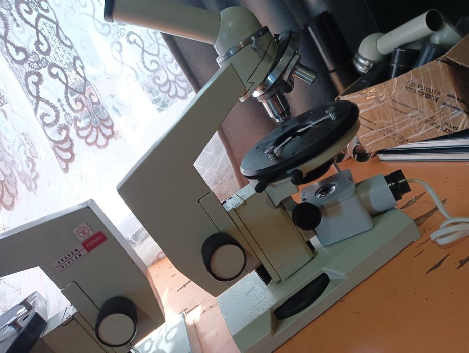 Продам микроскоп біолам мокнокулярний з підсвіткою от 32