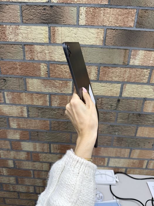 Used ipad pro 12.9 256Gb. (Space)