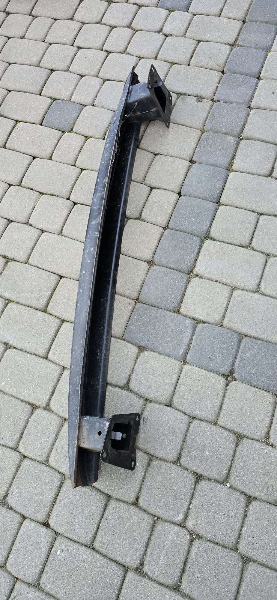 Belka tylna Passat B7