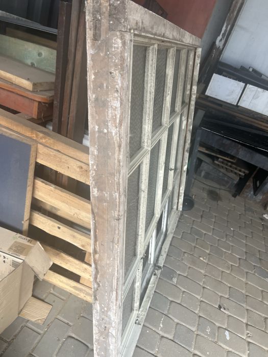 Drewniane okno okres miedzy wojenny