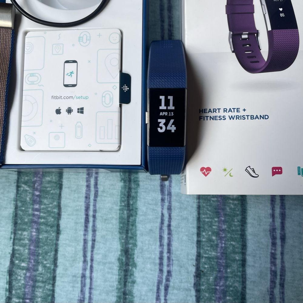 Фитнес браслет Fitbit Charge 2