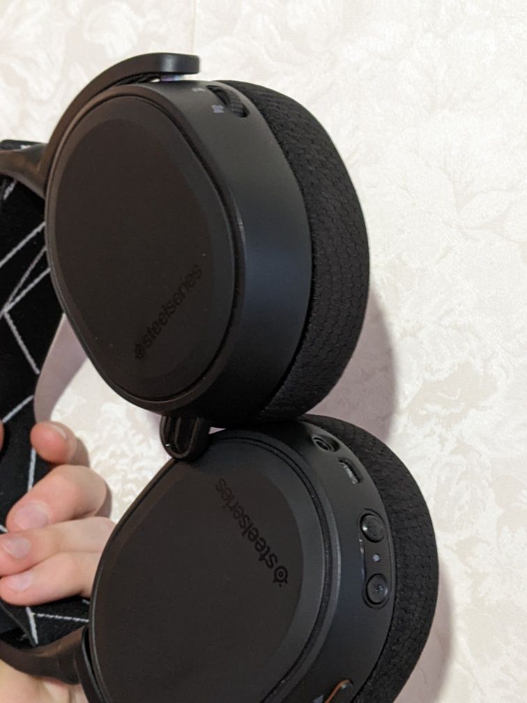 Бездротова Steelseries Arctis 9 Wireless гарнітура