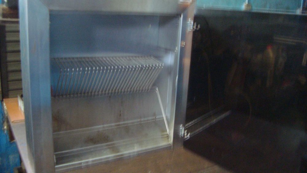 Esterilizador  e  Maquina    de  serrar   congelados   MEDOC