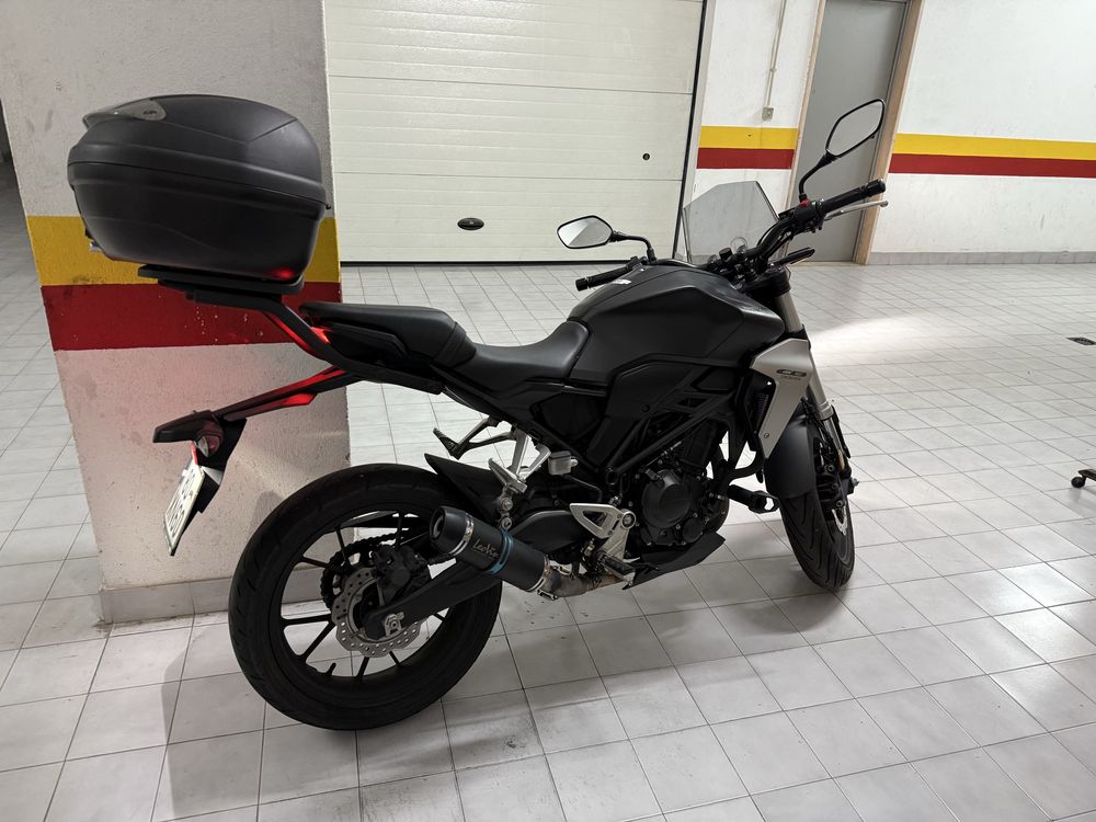 Honda CB300R 2019 c/ extras