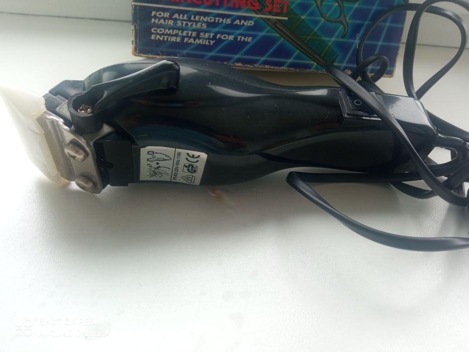 Электромашинка для стрижки  Progress Germany