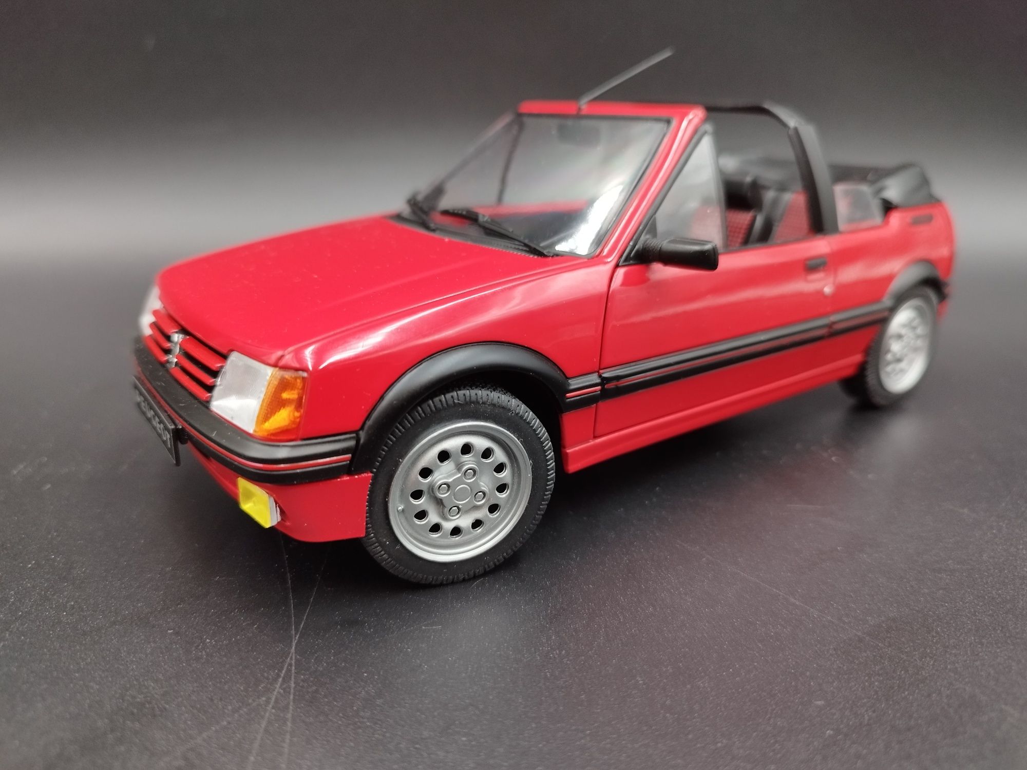 1:18 Solido 1989 Peugeot 205 CTI Mk. Red model nowy