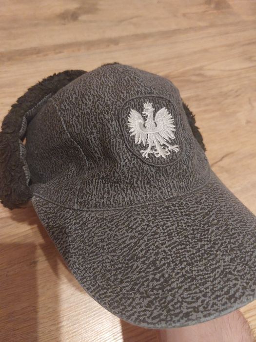 Czapka zimowa służby więziennej