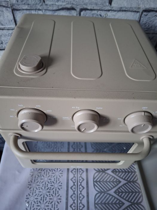 многофункциональная аэрофритюрница и тостер-печь Wonder Oven от бренда