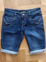 Krótkie spodenki S 36 podwijane jeansowe szorty