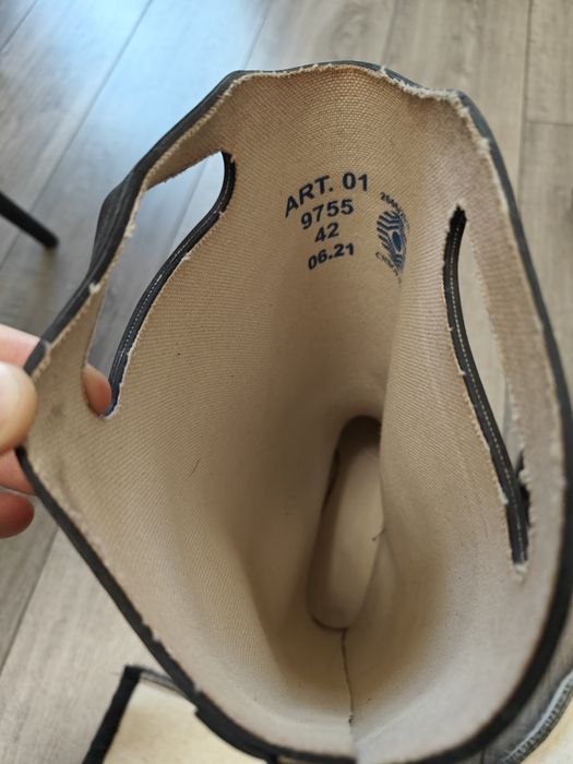 Пожежні чоботи, пожежне спорядження