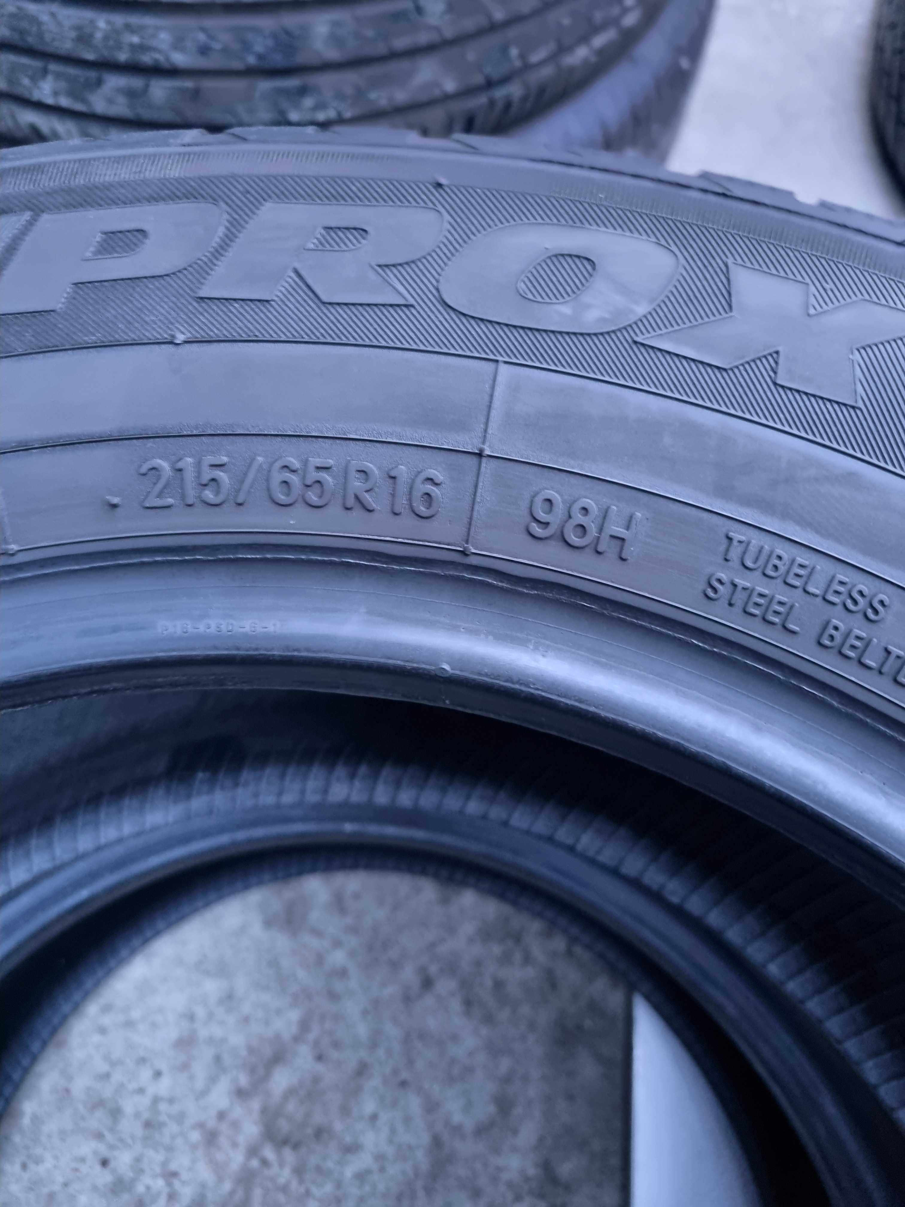 Opony zimowe TOYO Snowprox S943 215/65 R16 7,15 mm 6,03 mm KOMPLET P36