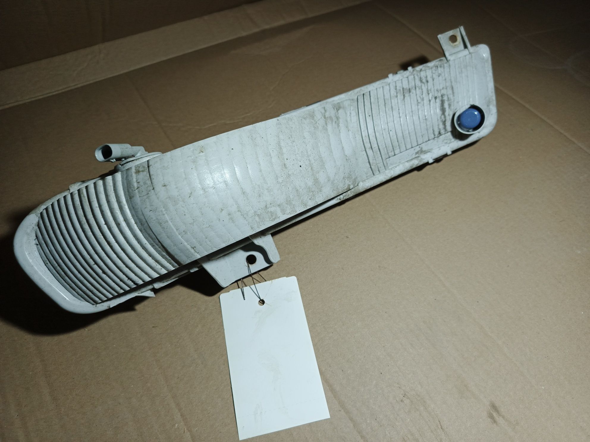 Volvo V40 II lampa drl prawa