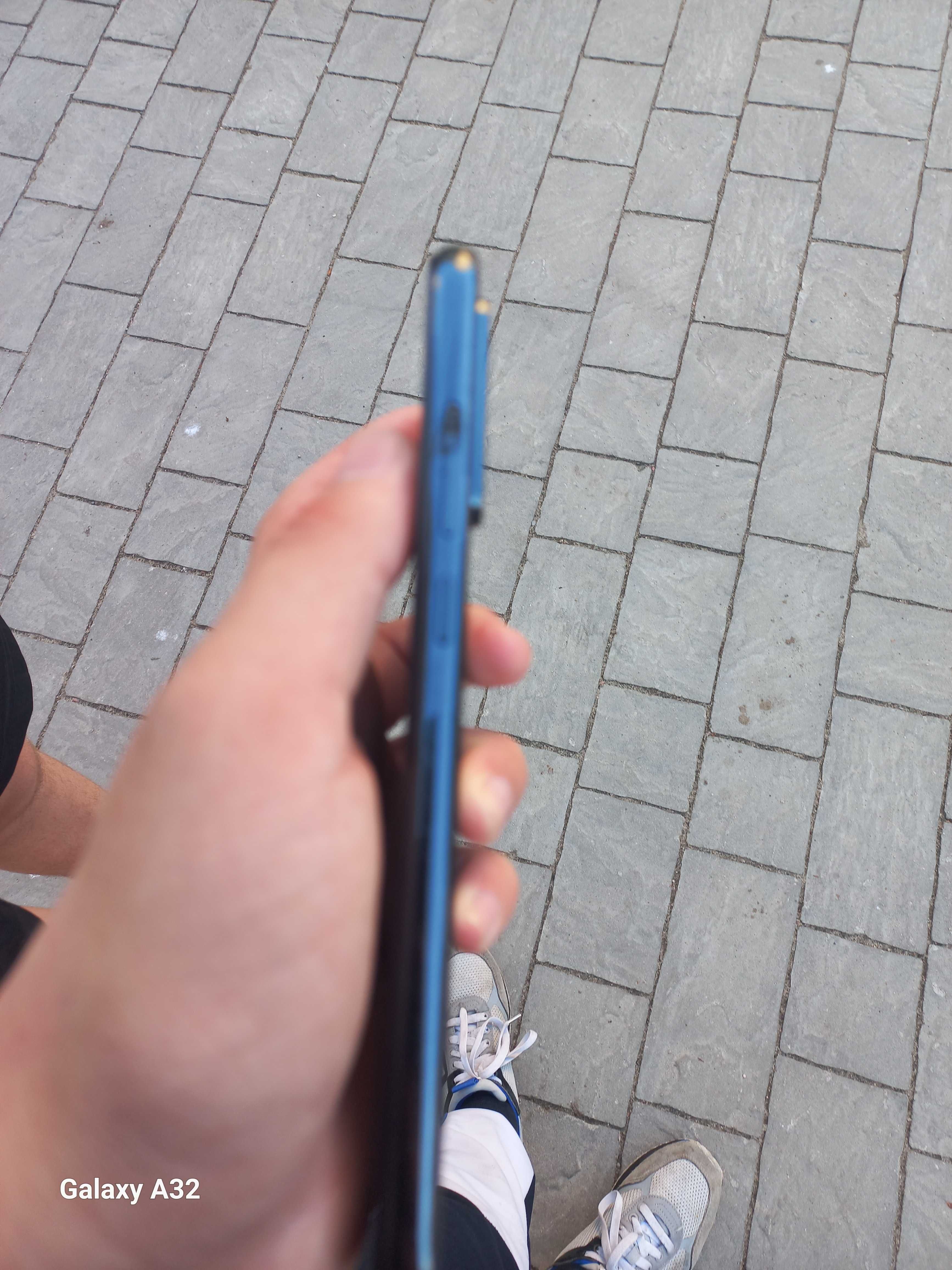 Redmi Note 8t stan dobry uszkodzenie prycisku glośnosi