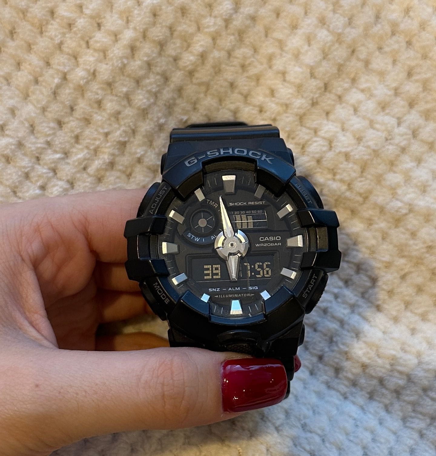 Zegarek G-SHOCK GA-700