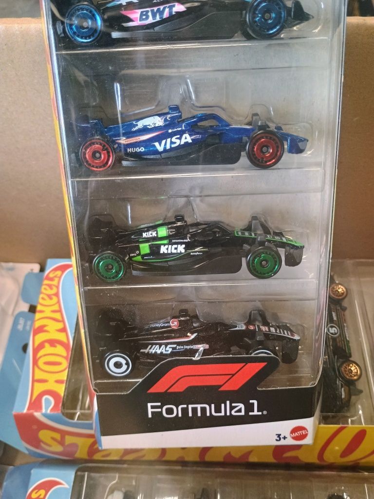 Hot Wheels Formula 1 nowy 5 pak