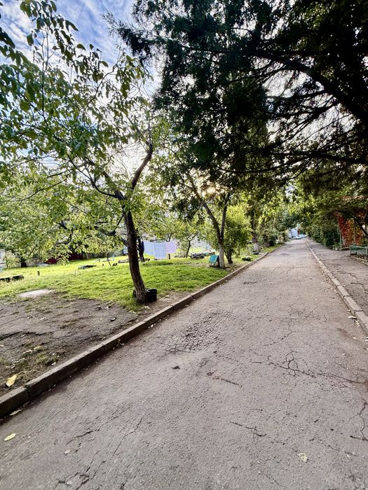 Продам 1к с балконом мкрн. Ювілейний - Співдружності ( Резніченко)