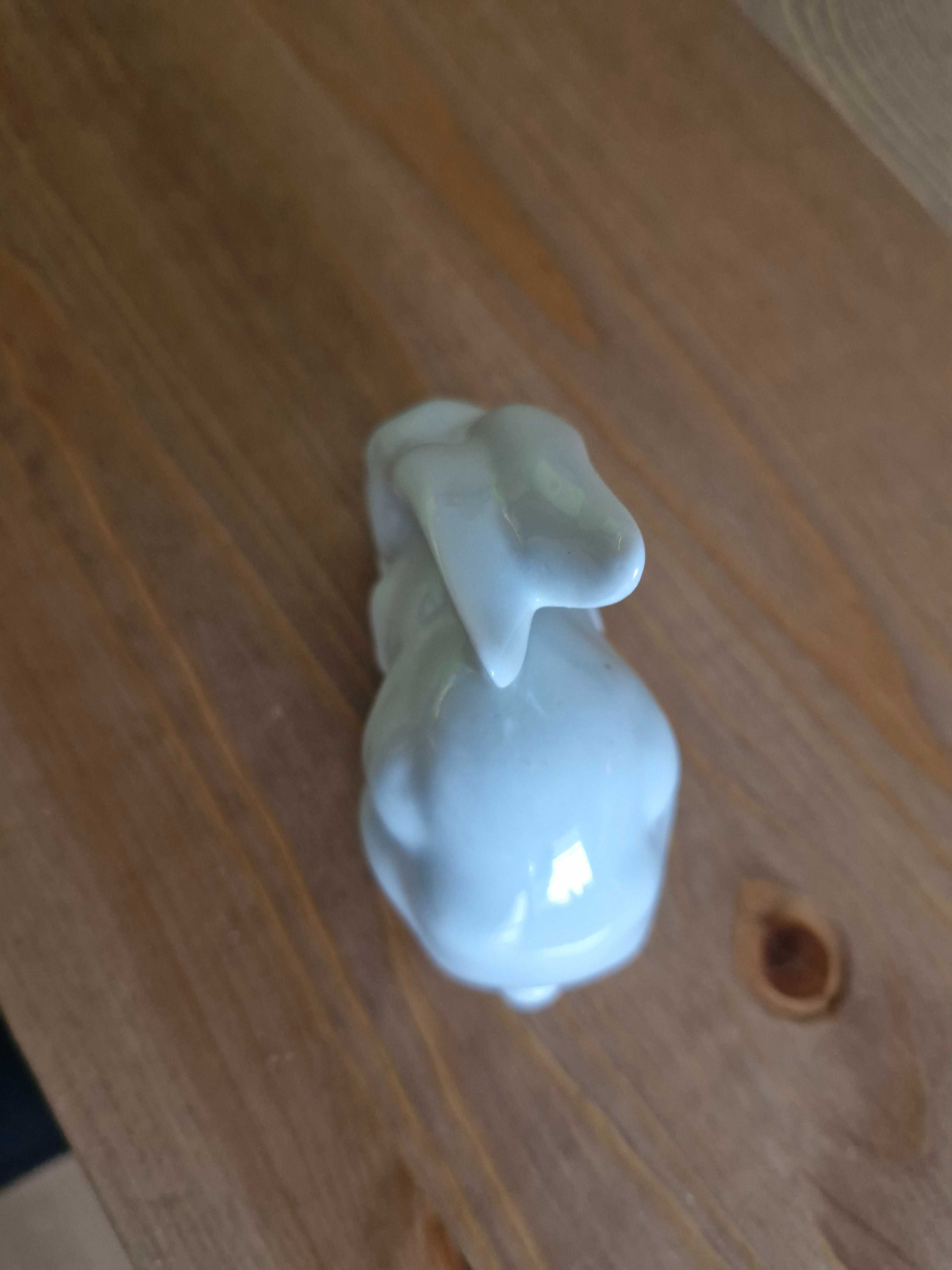 Figurka królik prl