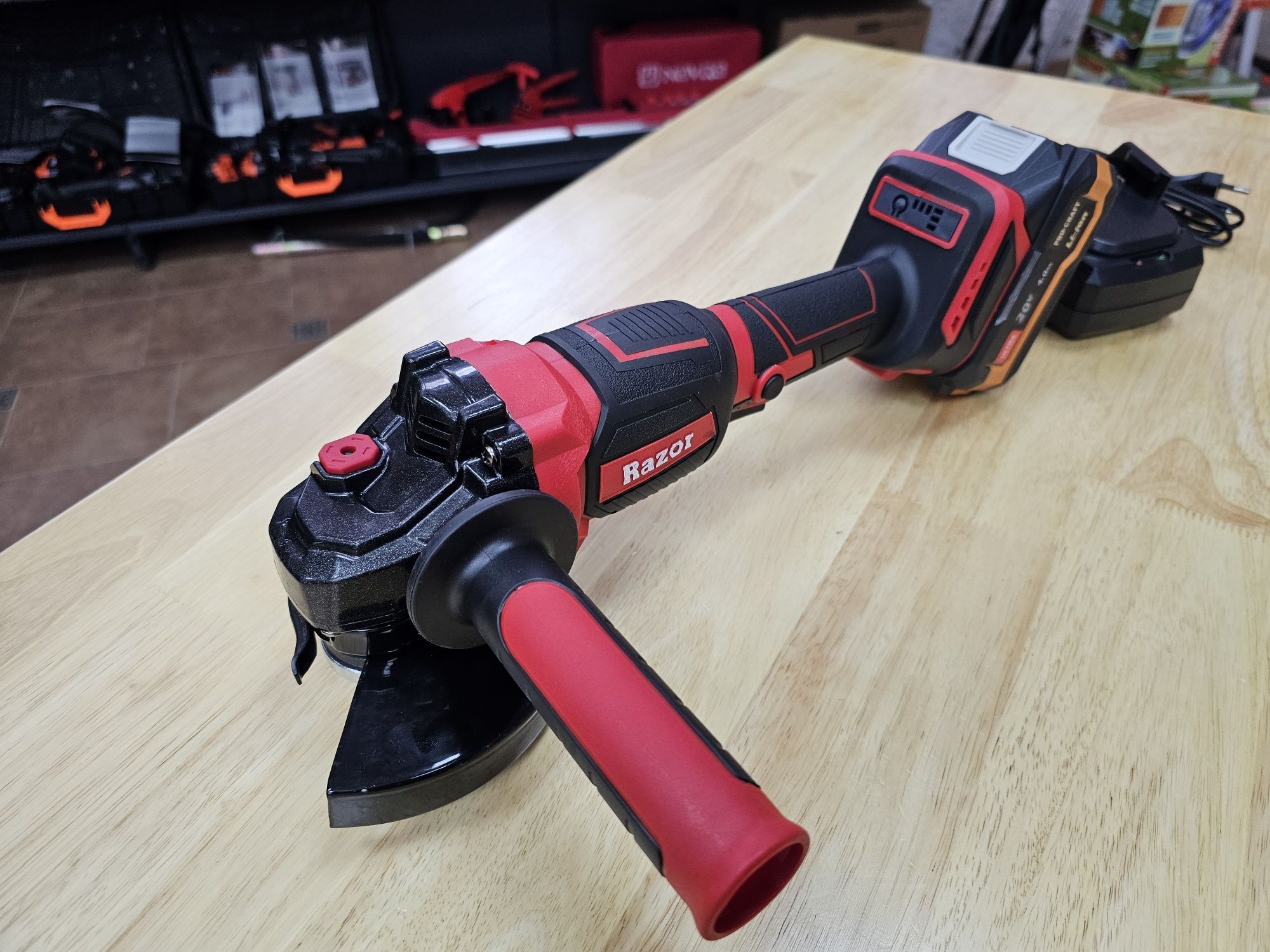 Болгарка с Подсветкой Razor (под акб Makita  ProCraft ) Бесщеточная