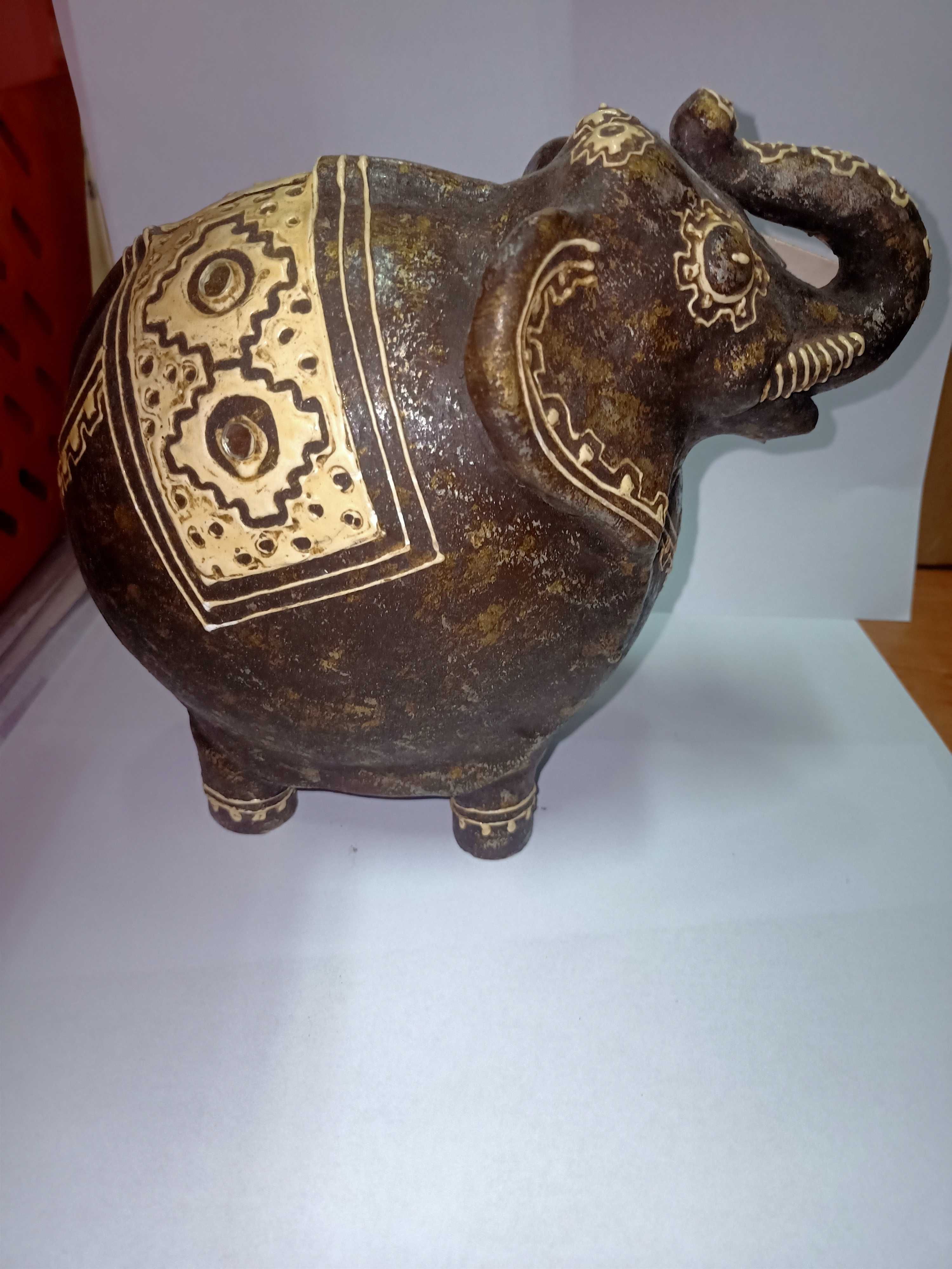 Skarbonka słoń ceramika 19 cm