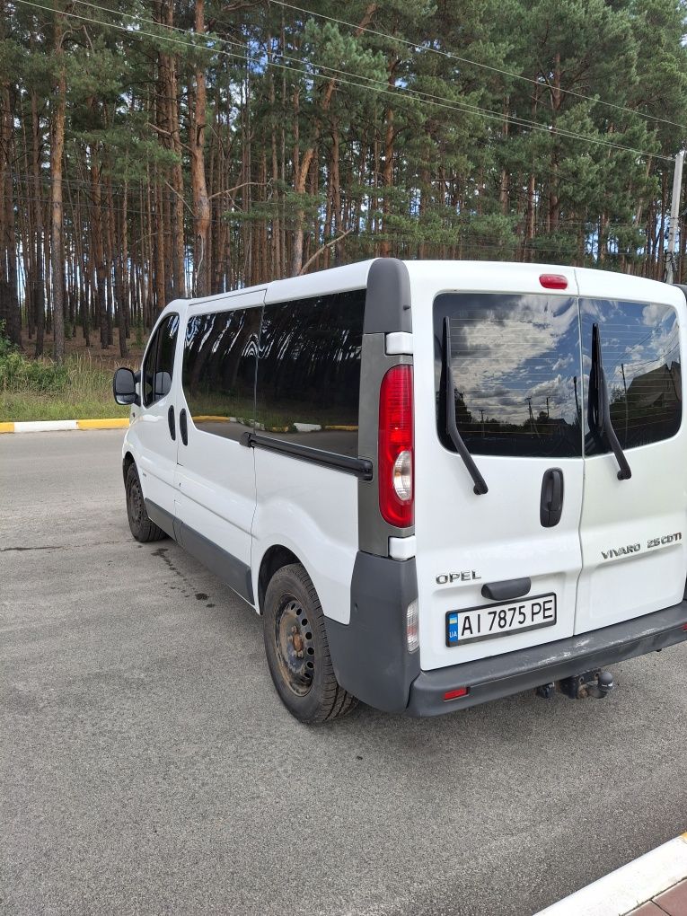 Opel Vivaro 2.5 2007