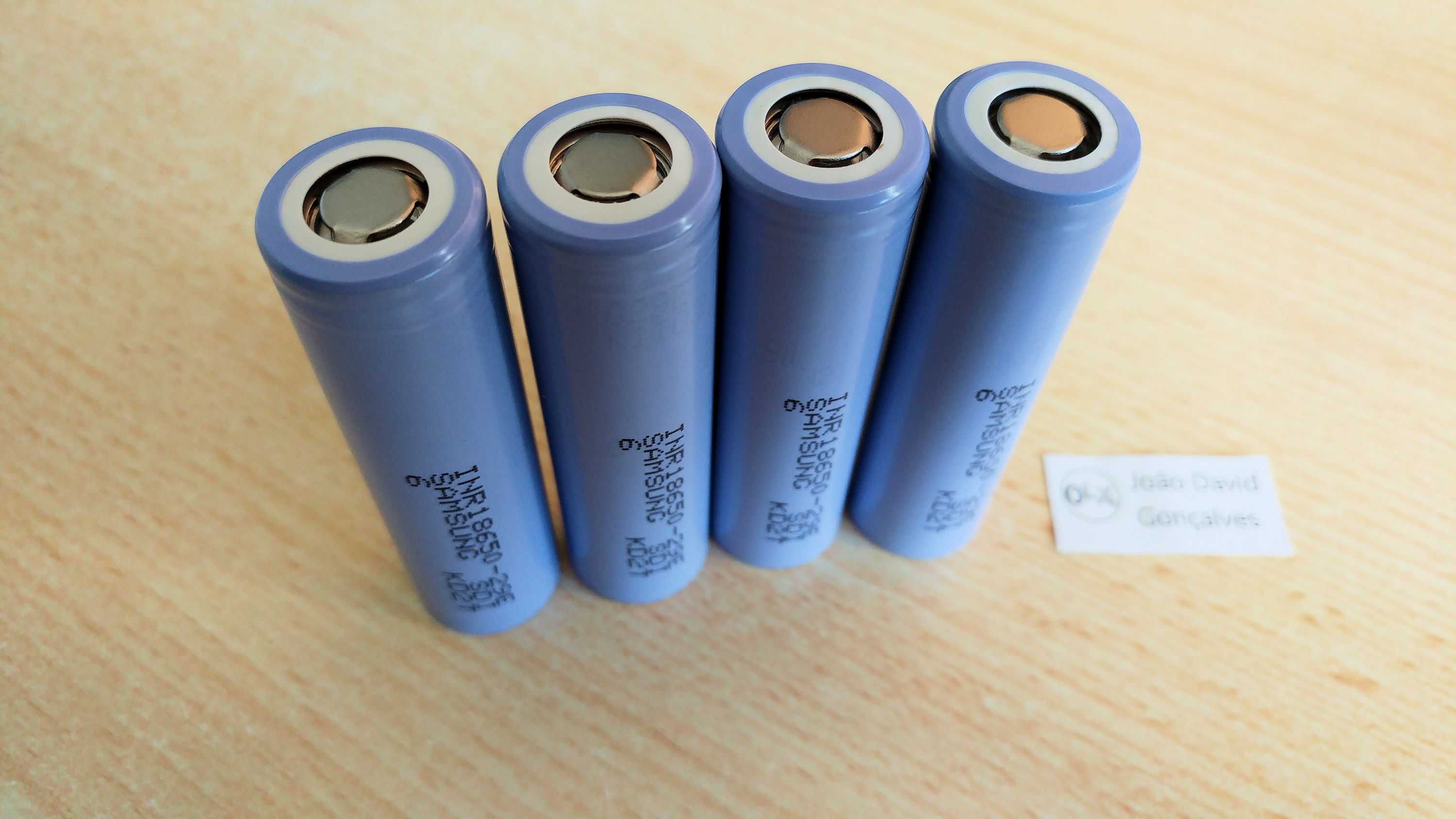 Pilha bateria 18650 Samsung 3.6V 2900 mAh recarregável