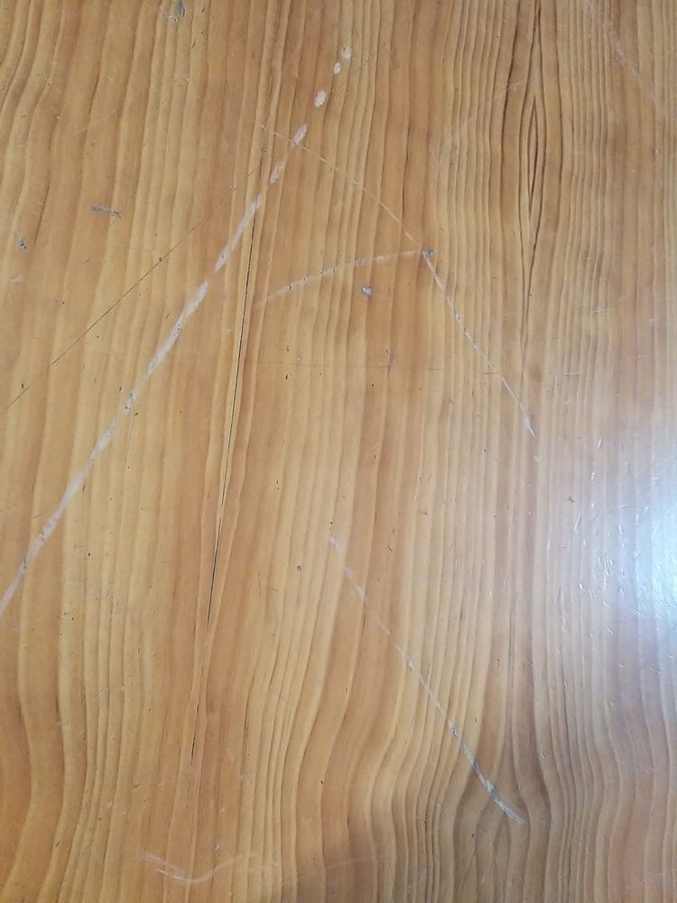 Mesa de sala ou cozinha