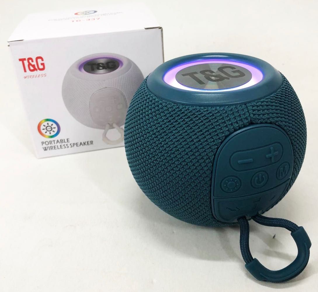 Бездротова потужна колонка з Bluetooth, RGB-підсвічуванням та радіо